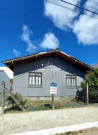 Casa de Madeira em Penha