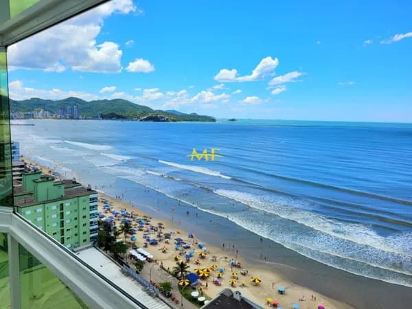 Apartamento em Itapema - Meia Praia