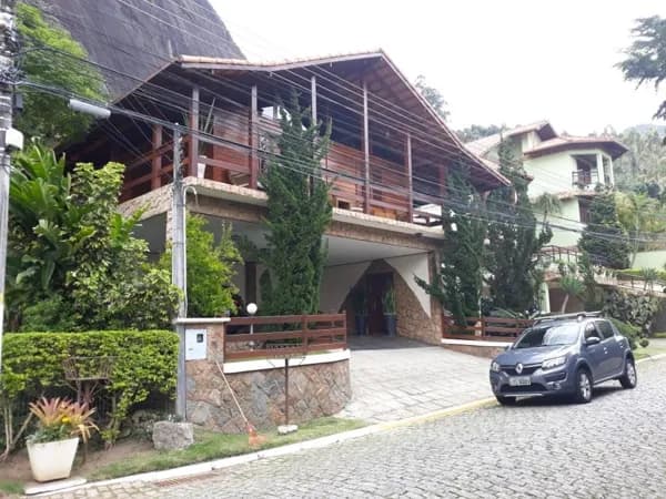 Casa de Condomínio em Nova Friburgo - Vale dos Pinheiros