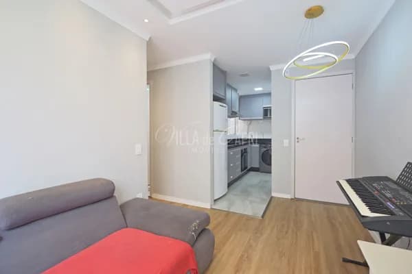 Entrar e Morar! Apto Térreo Renovado com 2 Quartos no Chácara Primavera- Campo de Santana - Curitiba /PR