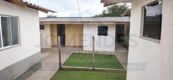 Casa em Colombo - São Dimas