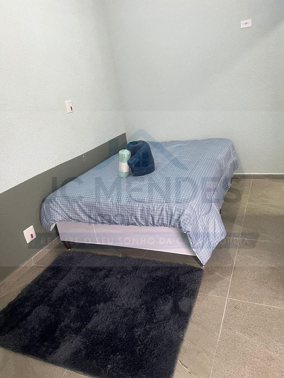 Kitnet Aconchegante para 1 Pessoa com Cama de Casal e Cozinha Privativa
