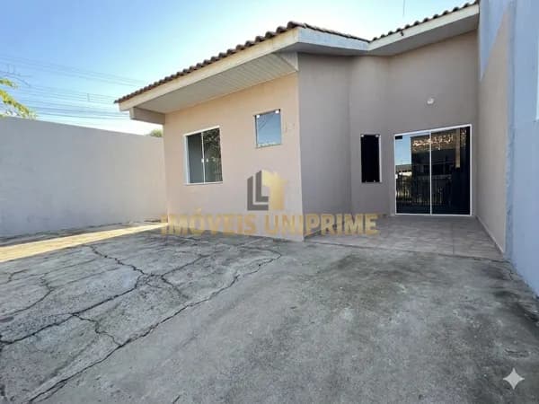 Casa em Ponta Grossa - Chapada