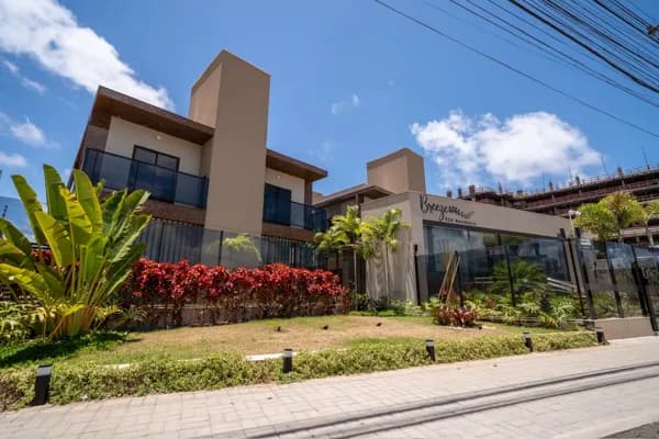 Casa em condomínio fechado pra alugar, a poucos metros do mar!!!
