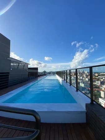 Novo, com área de lazer e ótima localização!!!