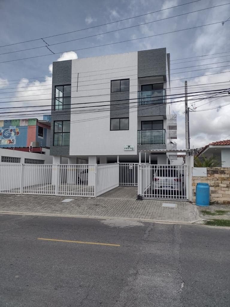 Oportunidade em ótima localização no 13 de Maio!!