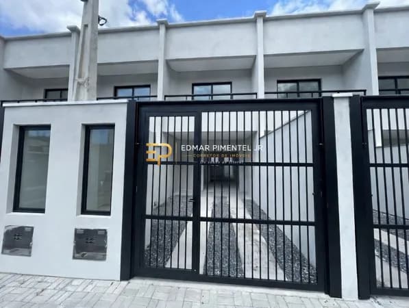 Casa Geminada com Quintal e 2 Suítes – 98m² de Conforto e Modernidade em Itapema-SC