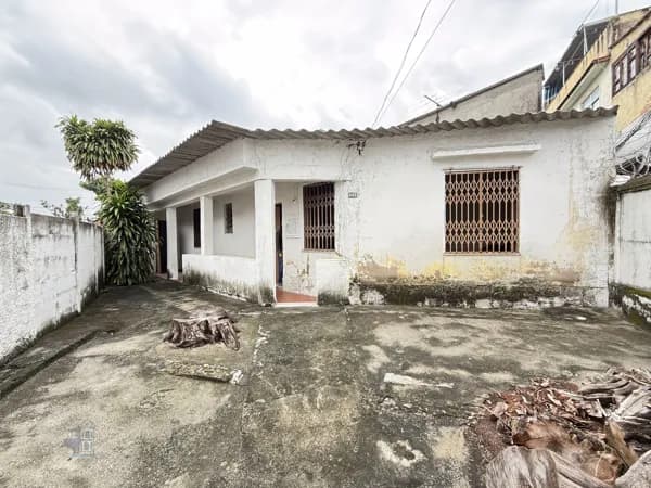 Casa de 02 Quartos