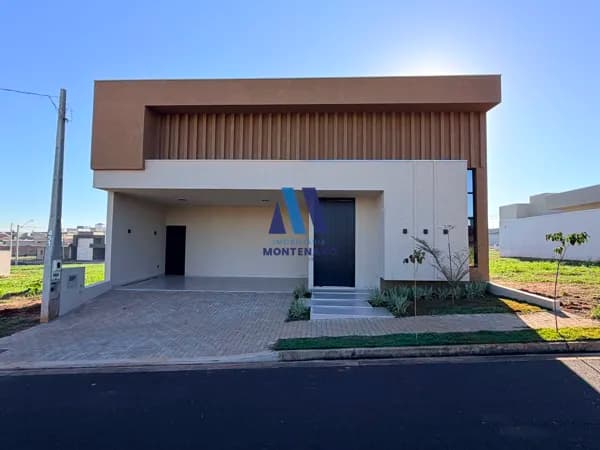 CASA À VENDA NO QUINTA DO LAGO II