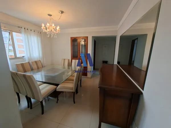 APARTAMENTO À VENDA NO CENTRO
