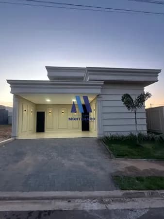 CASA À VENDA NO MARIA JÚLIA