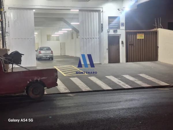 BARRACÃO PARA LOCAÇÃO NO PQ JAGUARÉ