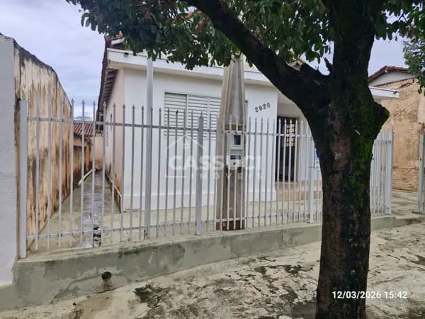Casa com 2 Quartos, sala, cozinha, varanda, Vila Moreira, Mirassol