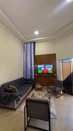 Casa 2 Quartos, 1 suíte, churrasqueira, garagem 2 carros, Com 2 Salas Comerciais, Regissol, Mirassol