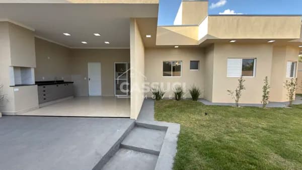Casa 2 Quartos, sendo 1 Suíte, Área Gourmet com churrasqueira, Mais Parque, Mirassol