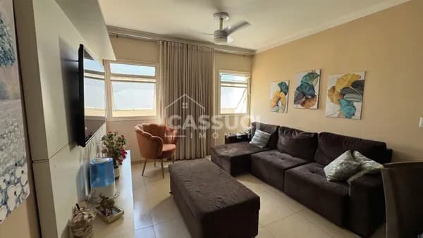 Apartamento à Venda, com 4 quartos sendo 2 suítes, cômodos amplos, armários, 2 vagas de garagem, na cidade de São Jose do Rio Preto