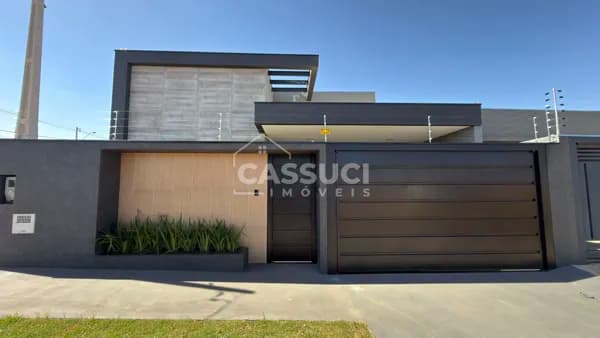 Casa a venda com 3 Quartos, sendo 1 Suíte, Sala e Cozinha integrada, Piscina, no bairro Miravista em Mirassol/SP