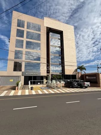 Sala Comercial à VENDA, com 36 metros quadrados, no centro de Mirassol, Edifício Office Miracenter