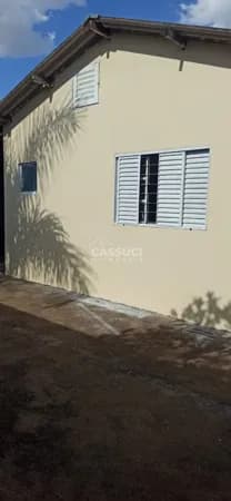 Casa 3 Quartos, amplo quintal frente e fundo, Parque das Flores, Mirassol