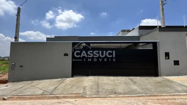 Casa à venda com 3 quartos, sendo 1 suíte, sala integrada com a cozinha, bairro Miravista em Mirassol/SP