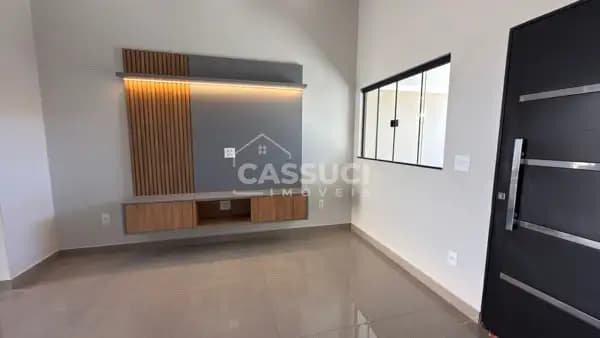 Casa a venda com 3 quartos, sendo 1 suíte, piscina no bairro Miravista em Mirassol/SP