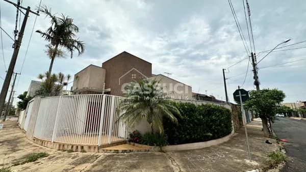 Casa à venda com 3 quartos sendo 1 suíte com closet, Alvorada, Mirassol