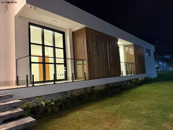 Casa à venda no bairro Alphaville Flamboyant em Bela Vista de Goiás/GO