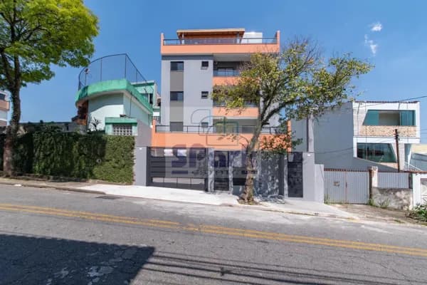 Apto em Condomínio Baixo Custo com Elevador - 02 Dormitórios (01 Suíte) e 1 Vaga de Garagem