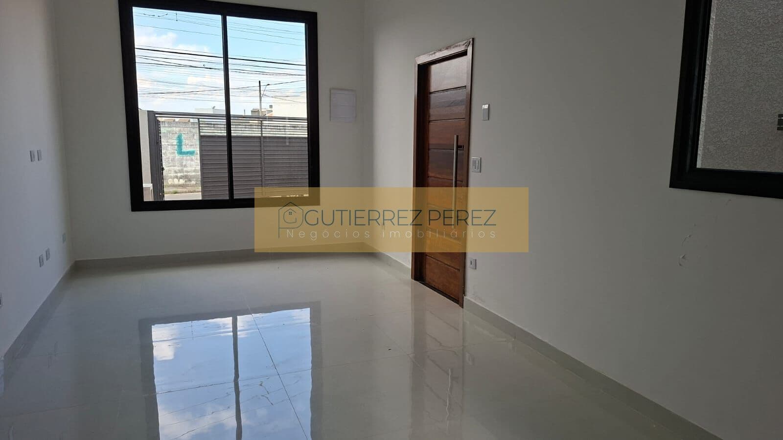 Sobrado Novo à Venda na Villa Di César