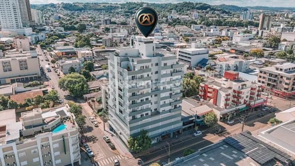 Apartamento Com Suíte + 02 Quartos, Duas Vagas de Garagens no Centro de Francisco Beltrão - PR.