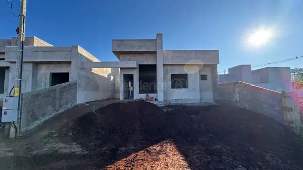 Casa Nova à Venda - Bairro Pinheirão - Francisco Beltrão