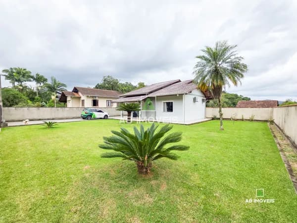 CASA 3 QUARTOS SENDO 1 SUÍTE AMPLO TERRENO ITOUPAVA CENTRAL