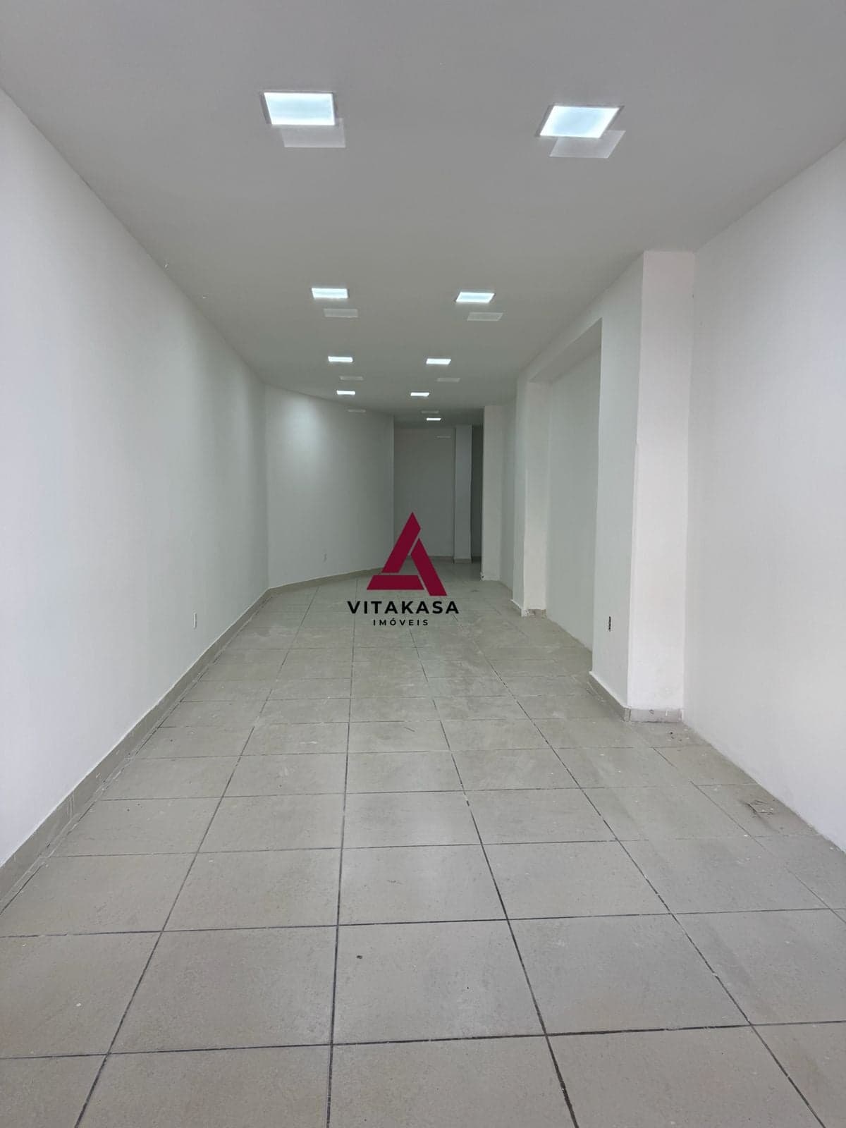 Loja Comercial para Locação com 358m² – Avenida Getúlio Vargas!