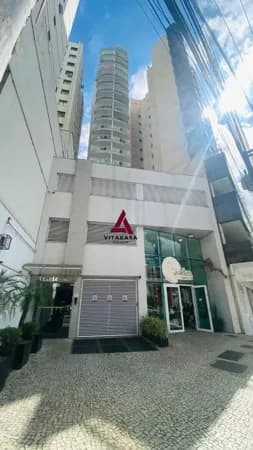 Apartamento com 50m², 1 Quarto, Planejados e Vaga de Garagem!