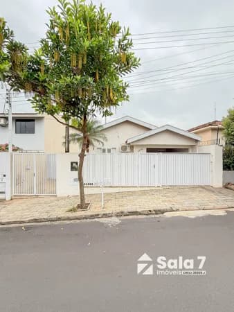 Casa em Novo Horizonte - Centro
