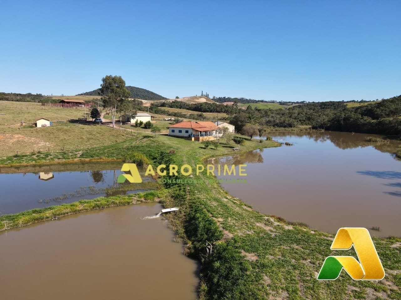 FAZENDA À VENDA – JACUÍ/MG 🐂🌿