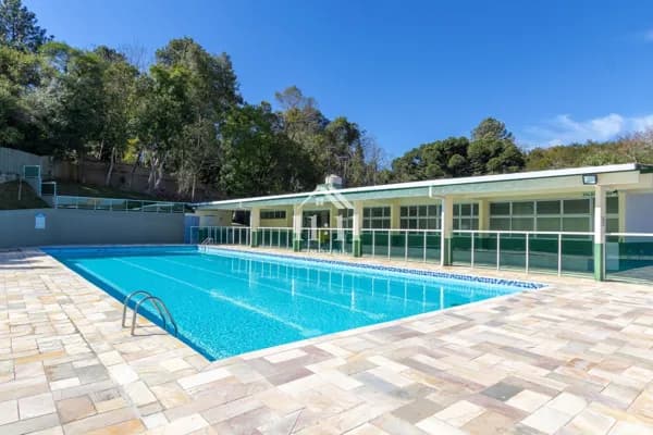 Apartamento com 2 quartos para alugar no bairro Campo Comprido, em Curitiba/PR