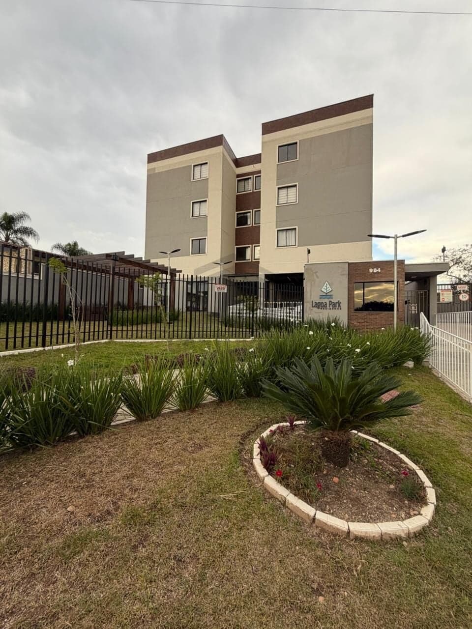 Apartamento em Jardim Busmayer, Campo Largo/PR