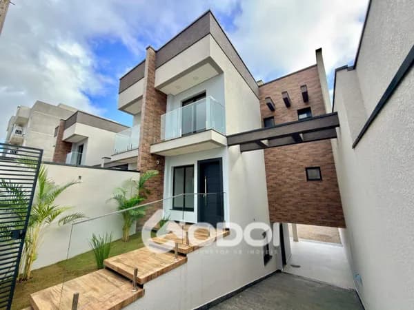 Casa Sobrado em Pedro Moro, São José dos Pinhais/PR