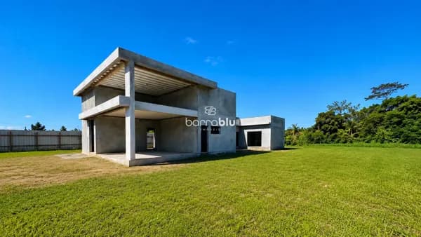 Casa no condomínio Reserva Arbo, 3 suítes (170,00m²) no bairro Praia Alegre - Penha/SC.