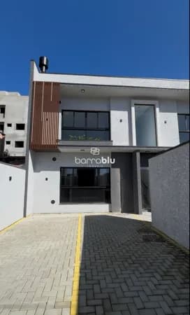 Apartamento a 5 minutos do mar, 2 dormitórios (1 suíte), 76,40m² no bairro Itajubá - Barra Velha/SC.