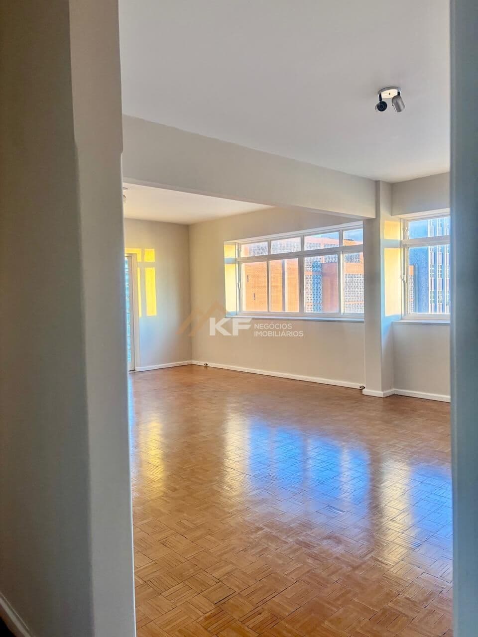 Apartamento à Venda no Centro - Ribeirão Preto / SP