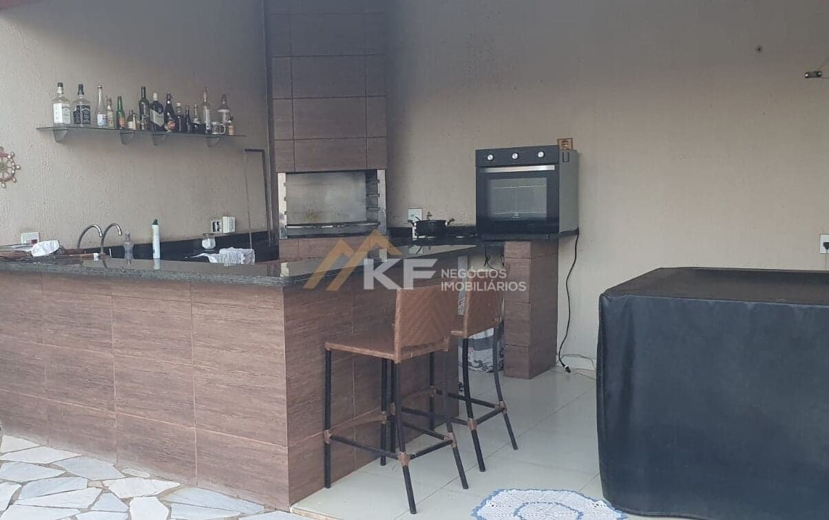 Casa á Venda no bairro Sumarezinho - Ribeirão Preto - SP