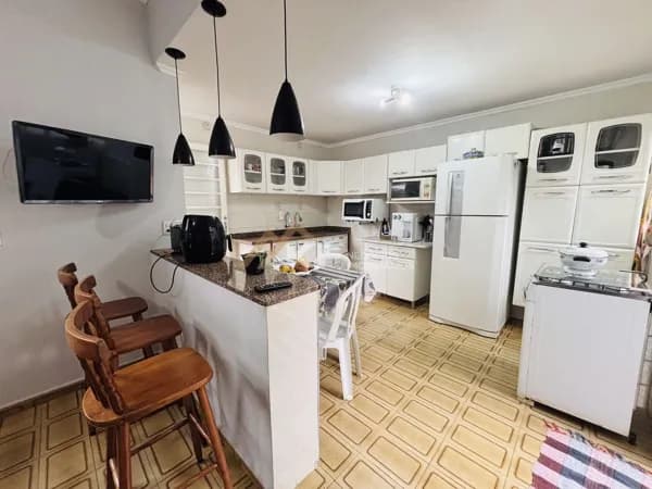Casa à venda com 3 quartos no Bairro Jardim Castelo Branco, em Ribeirão Preto / SP
