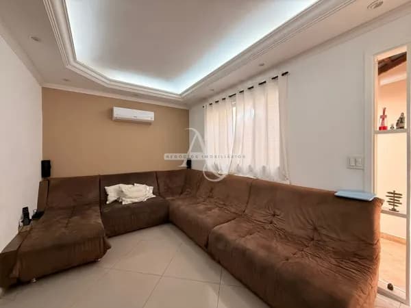 CASA A VENDA BAIRRO MARIA GENOVEVA - AGAPAEMA - JUNDIAI