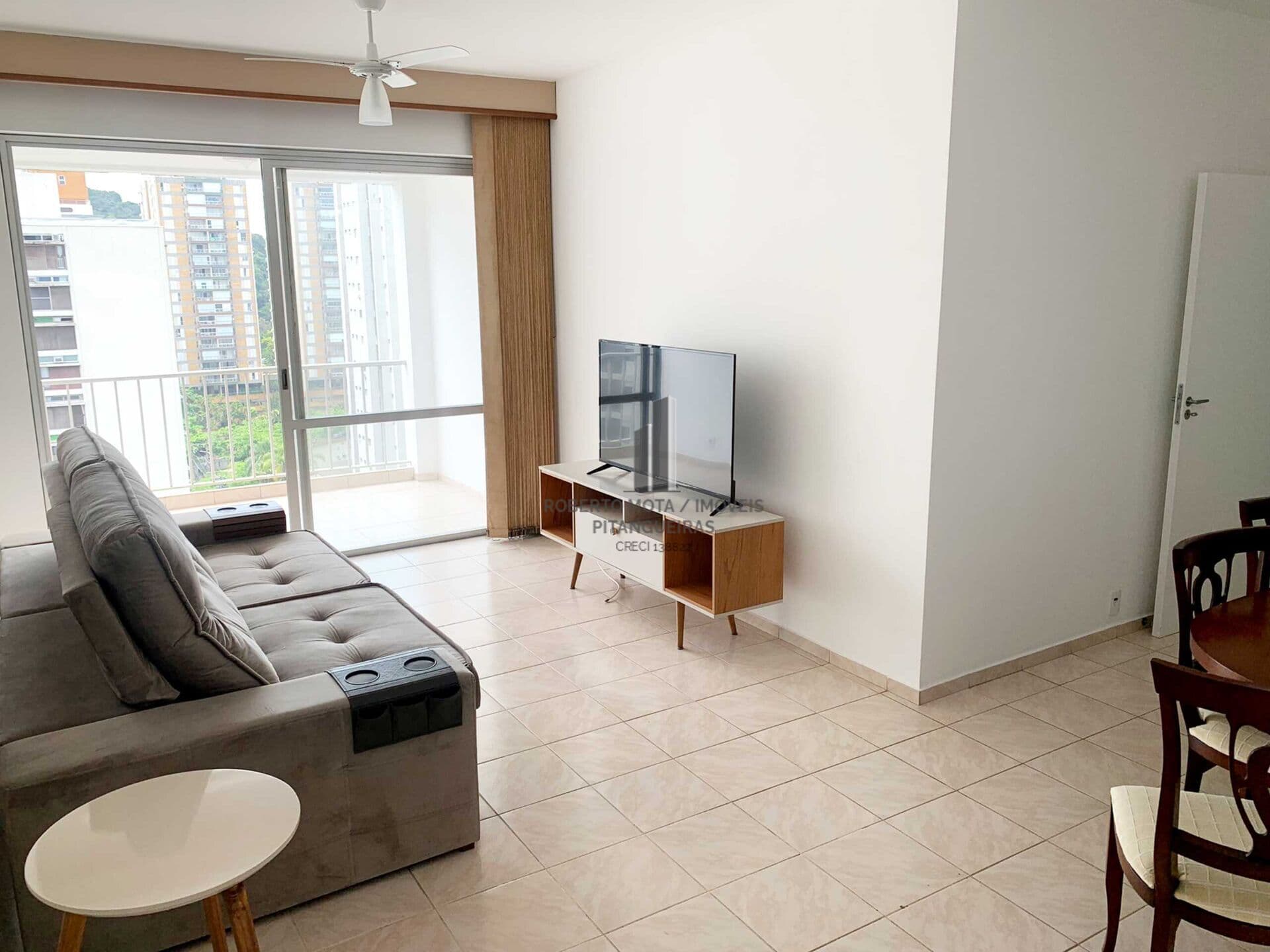 Excelente apartamento p/Aluguel residencial 02 dormitórios + dependência, sala 02 ambientes com varanda