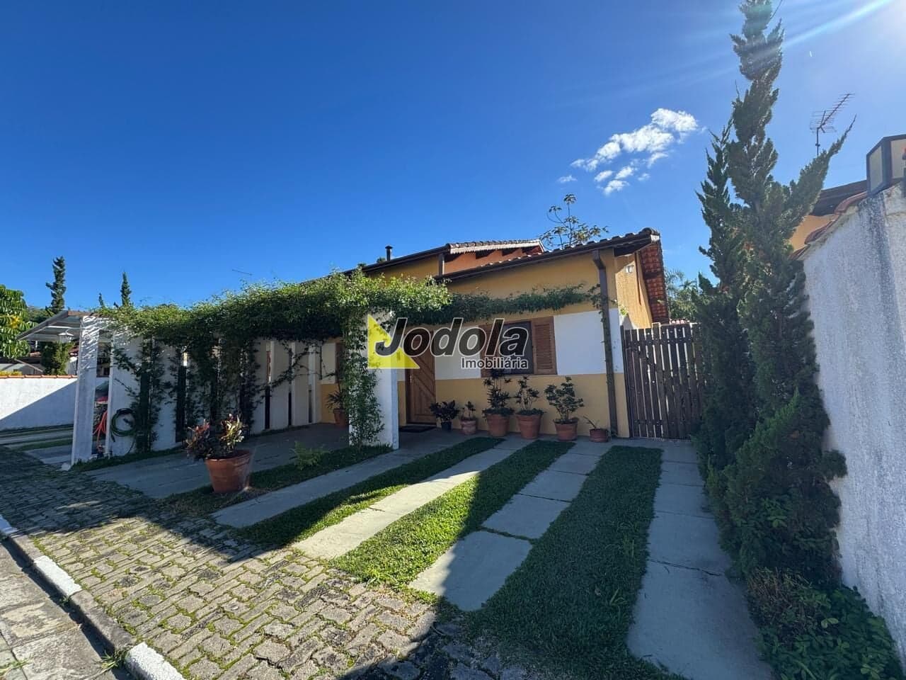 🏡 CASA À VENDA | CONDOMÍNIO BEIRA RIO