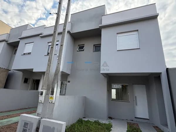 🏡 Seu Sobrado NOVO no Marechal Rondon! Procurando a combinação perfeita entre preço acessível, espaço e excelente localização em Cachoeirinha? Encontrou!
