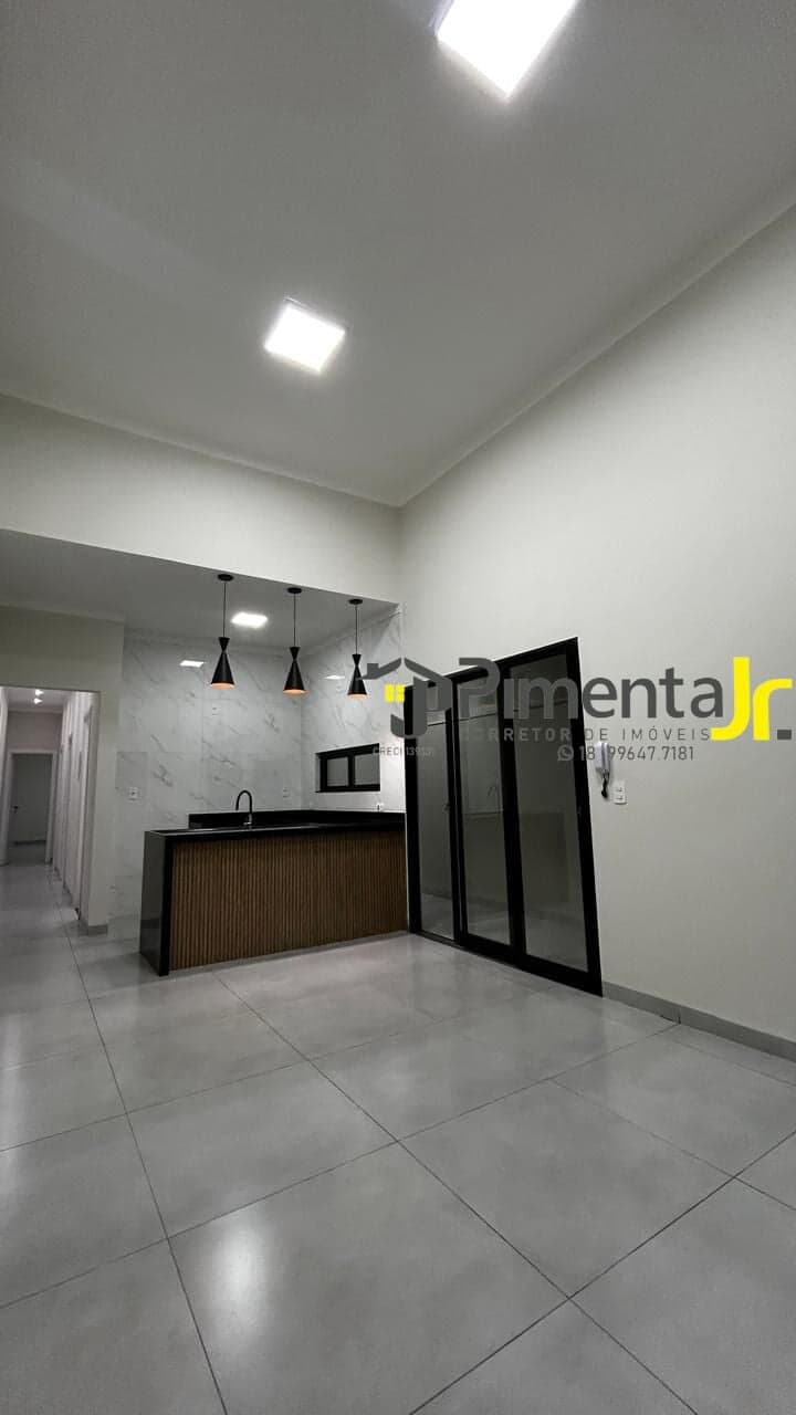 Casa Padrão Localizada no Bairro Pedro Marin Berbel