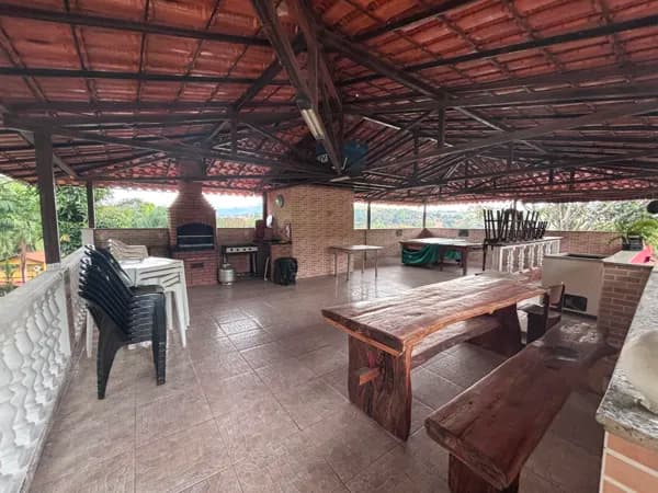 🌿 Chácara Completa à Venda em São Joaquim de Bicas | Piscina, 4 Quartos e Área Gourmet | R$ 600 Mil